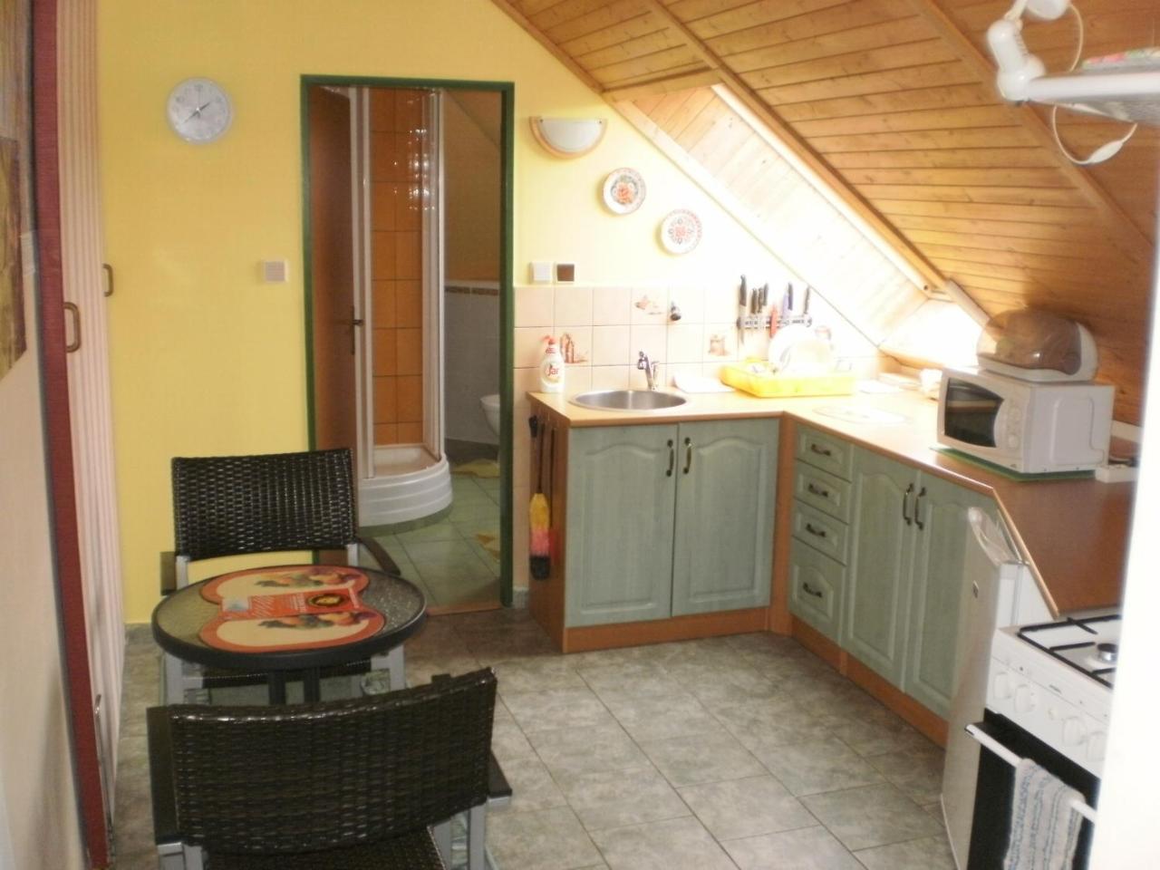 Privat Buk 100 Apartment Jindrichuv Hradec Exterior photo